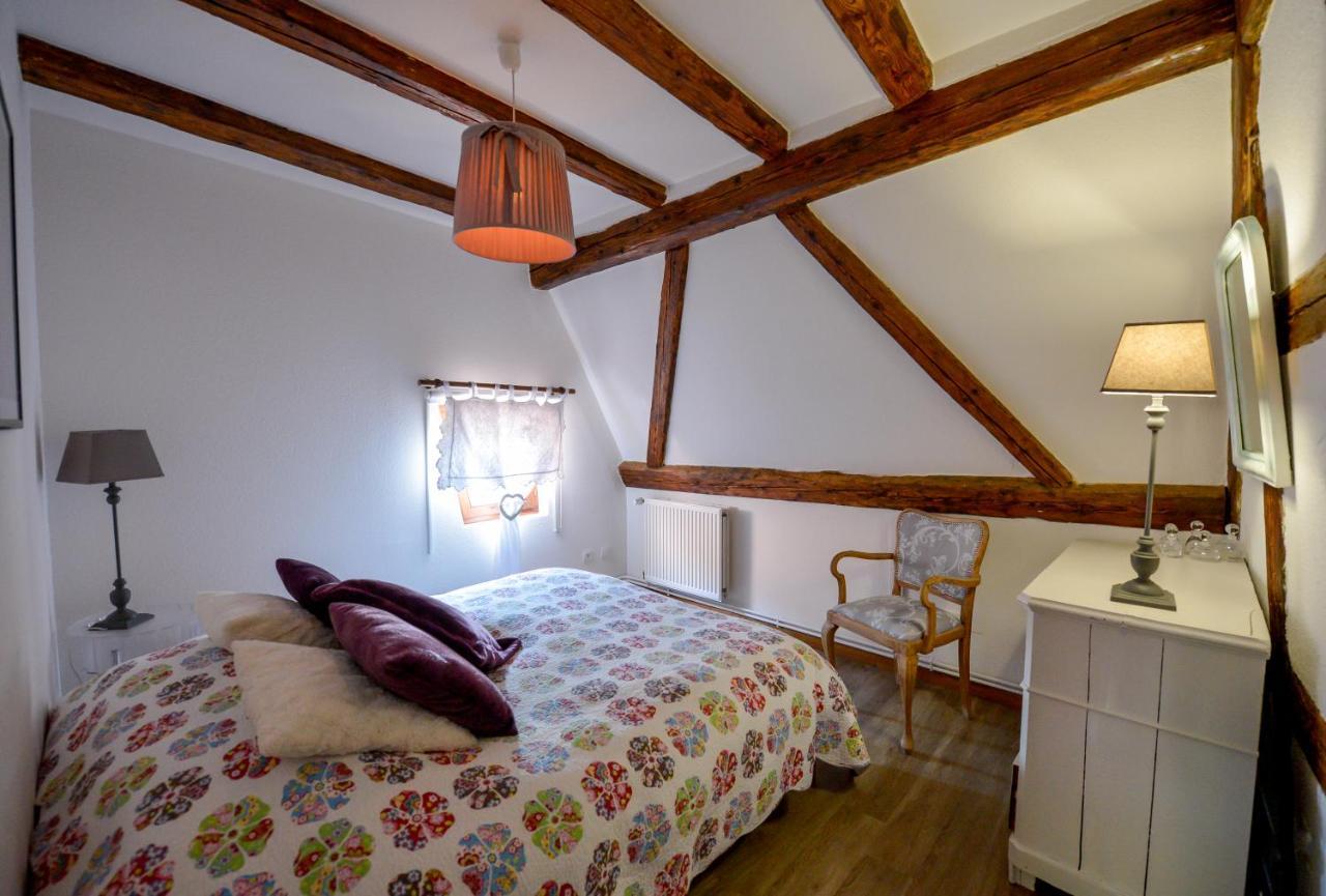 Les Appartements De Louise 利克维 外观 照片