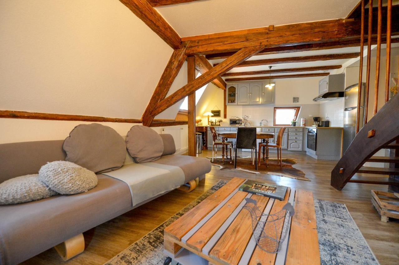 Les Appartements De Louise 利克维 外观 照片