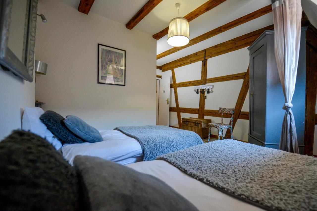 Les Appartements De Louise 利克维 外观 照片